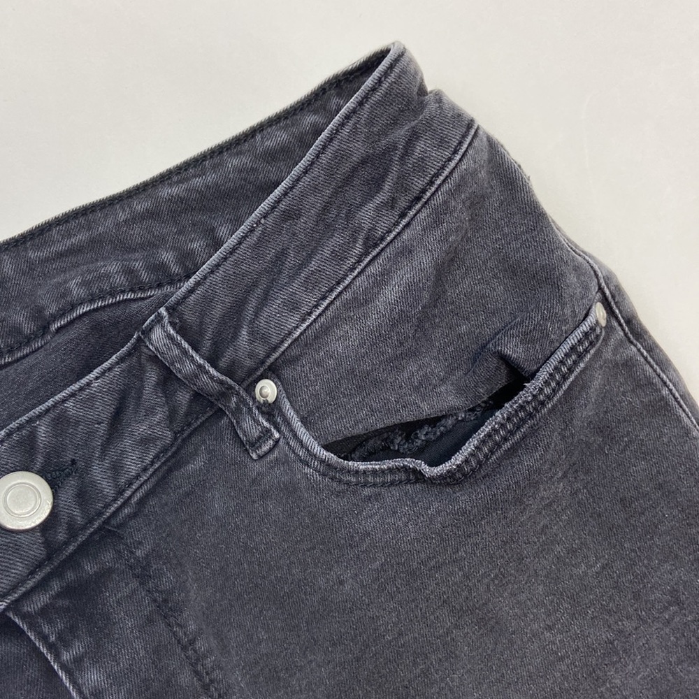 ASOS Design High Rise Destroyed Skinny Leg Ripped Factory Faded Designer Jeans - Picture 12 of 16